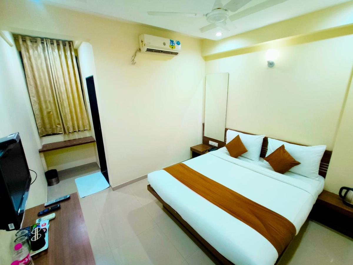 Sai Srushti By Neem Square Hotel Shirdi Luaran gambar