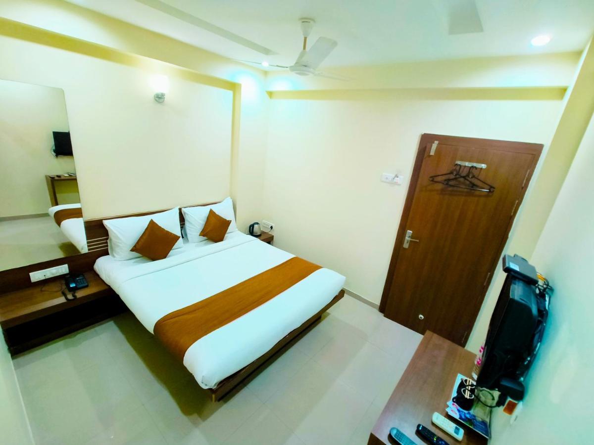 Sai Srushti By Neem Square Hotel Shirdi Luaran gambar