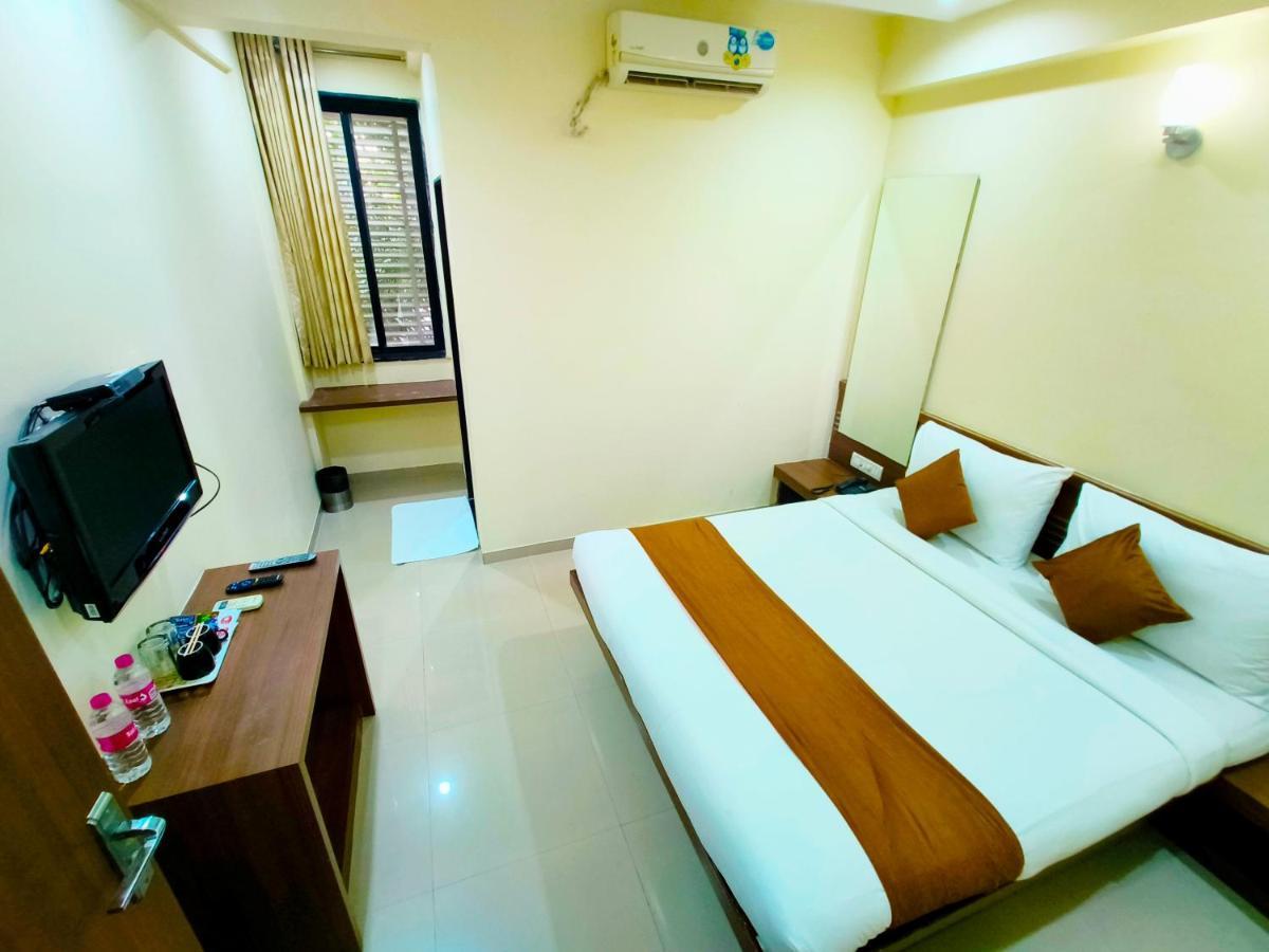 Sai Srushti By Neem Square Hotel Shirdi Luaran gambar