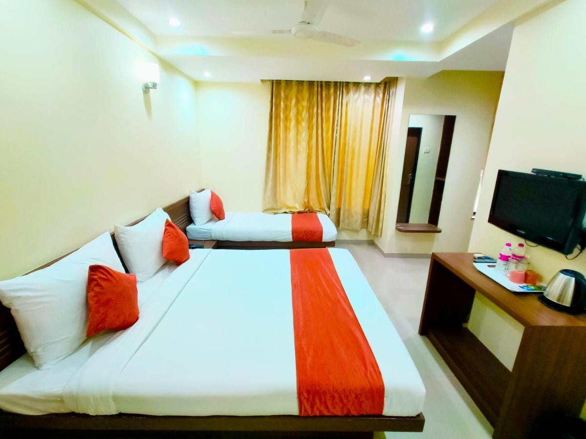 Sai Srushti By Neem Square Hotel Shirdi Luaran gambar