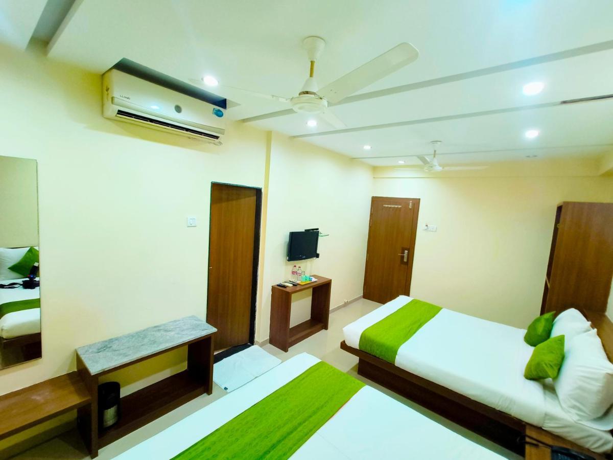 Sai Srushti By Neem Square Hotel Shirdi Luaran gambar